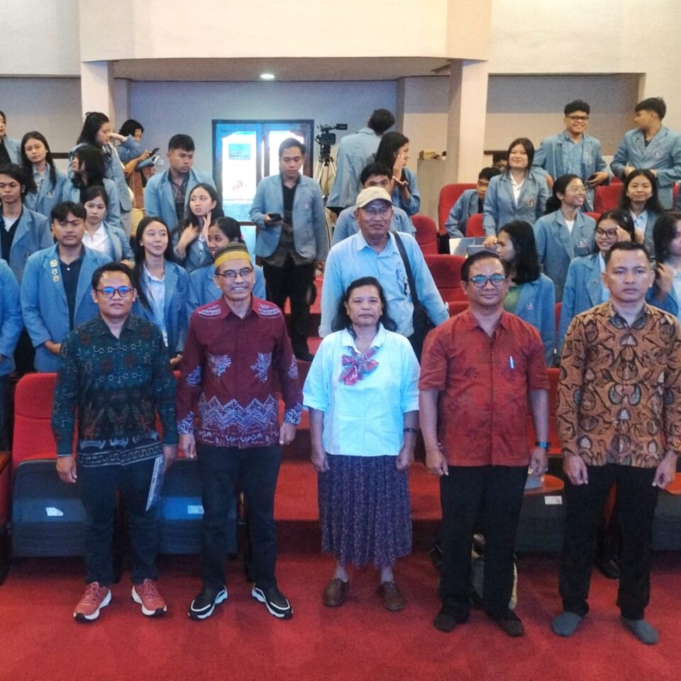 Kuliah Umum di Undiksha Bali, Rektor UCM Perkenalkan Simbol Bugis-Makassar